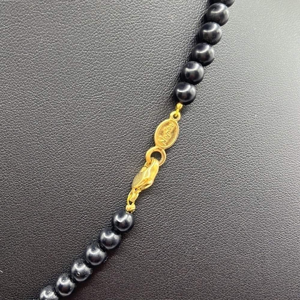 Black And Cream Beaded Napier Necklace Gold Tone - Picture 7 of 8